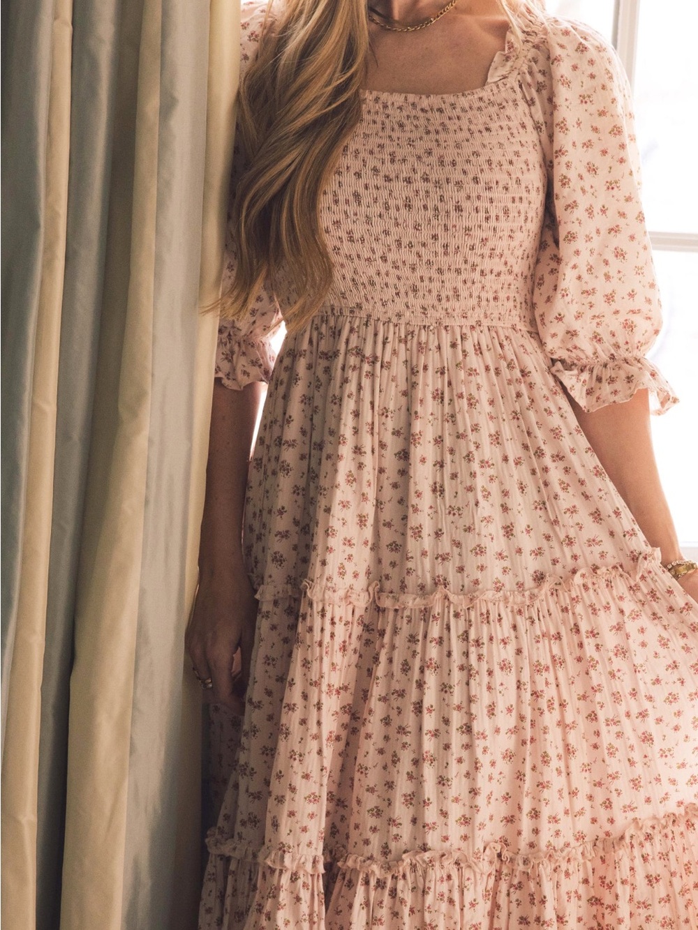 Ivy City Co Pink Floral Smocked Midi Dress - Picture 4 of 16